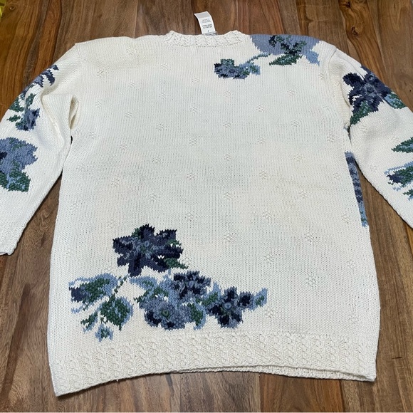 Paris Sport Club Hand Knitted Floral Oversized Sweater Cream Blue Green sz L - Picture 3 of 13